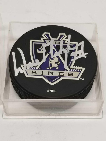 Signed Hockey Puck says Wayne Gretzky