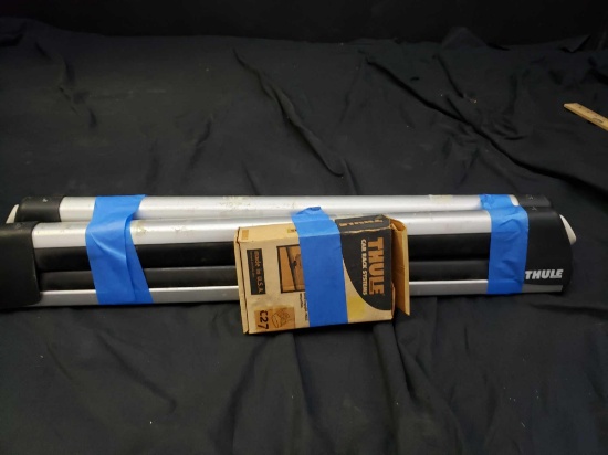 Thule car rack systems w mounting hardware