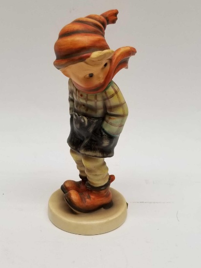 Hummel Goebel West Germany Figure March Winds