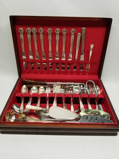 Vintage Old Company Plate Silverware Set