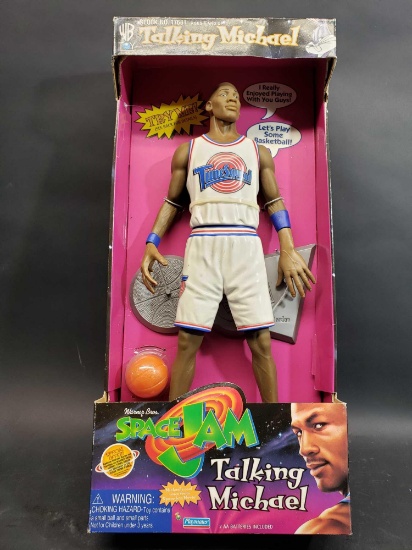 Space jam Talking Michael