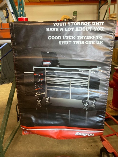 Snap on banner