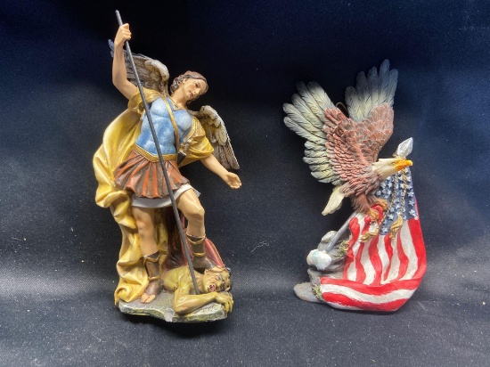 Roman statue and eagle wall hanger