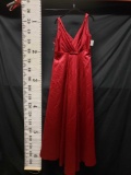 DaVinci size 16 Maroon gown