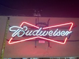 Budweiser neon sign 31in long 11in tall