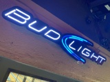 Bud light neon sign 4ft wide