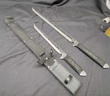 2 large knifes