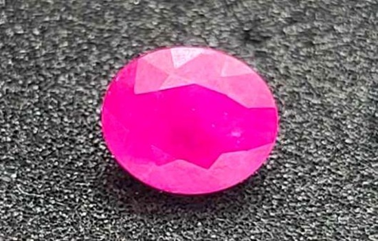 Pink/Red Oval Ruby natural earth mined gem stone top quality 2.48