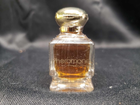 Pheromone parfum .5 oz. By Marilyn Miglin