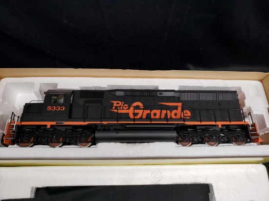 Aristo Craft Trains SD45 Diesel Locomotive box says ART-22404 #5328 Rio Grande Polks