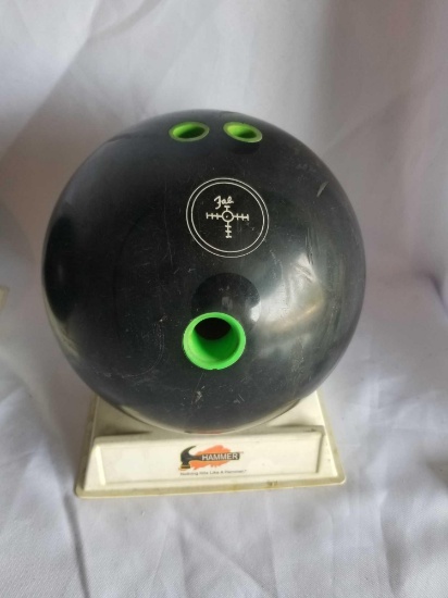 Hammer Bowling Ball with Stand