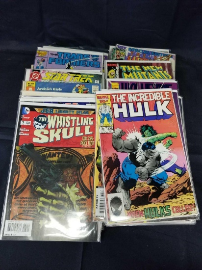50+ Marvel DC Comic Books
