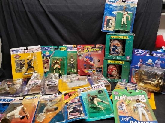 Sports pkg. Starting Lineup action figures. Sportsteins. Derek bell