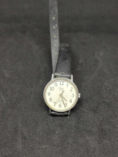 Vintage timex watch with leather band