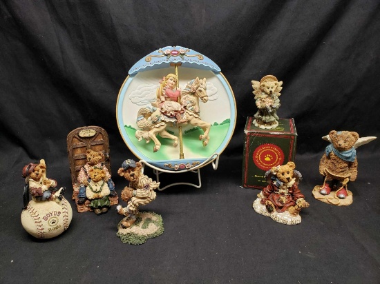 Collectable Boyd Bear resin figures. TeddyAngels, The Bradford Exchange. Carousel Daydreams, Swept