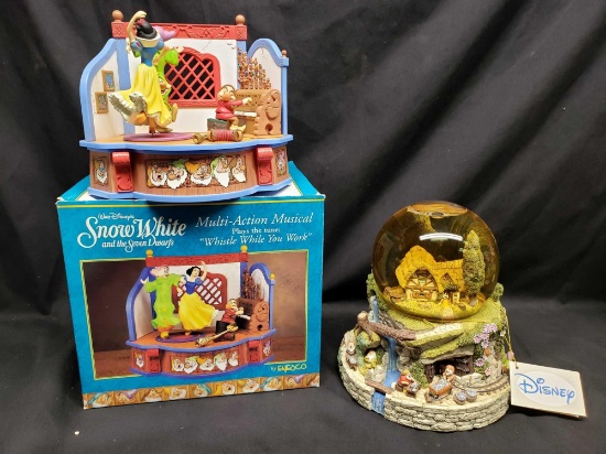 Enesco Walt Disneys Snow White and the Seven Dwarfs Multi action Musical. Plays whistle while you
