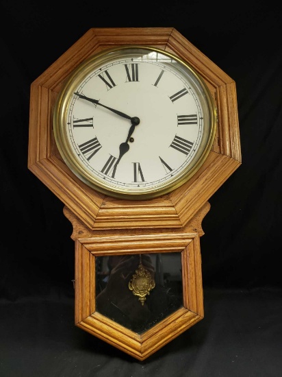 Vintage Oak Clock. Missing key