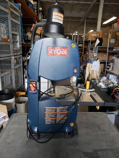 Ryobi 9in Bandsaw with light. BS903