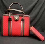 Purse Says Gucci w/ Matching Wallet Looks Brand New