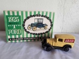 Vintage 1925 Model T Ford Kit Cast Iron Car 2 Units