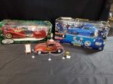 Muscle Machines 69 Camaro Hot Wheels 2002 Santas Speedster 1934 Ford