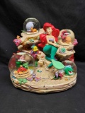 Windup Musical Little Mermaid Water globe statue has a missing foot. Windup not working