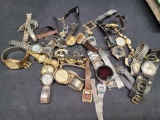 Mixed lot of Women's and Men's watches. Nontested