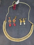 Fancy deco jewelry 2 sets of earrings and necklace