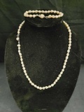 Freshwater Pearls set 22 in Necklace 8 in Bracelet