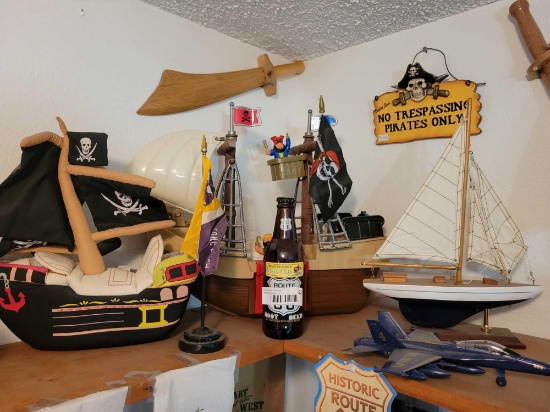 Pirate and Sailer lot toys wooden boats hats