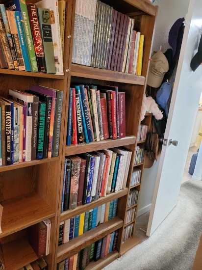 Bookshelf w books