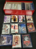 Box of over 250 basketball cards Numbered cards