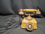 Automatic Dial Telephone Model DO-8