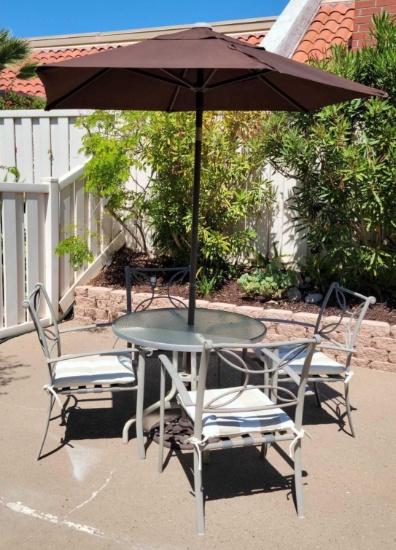 Patio set Table w 6 chaird Umbrella and side table