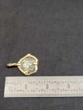 14kt gold pendant