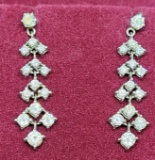 Absolutely Stunning 14kt white gold Diamond Earrings