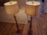Lot of two matching wooden lamps.