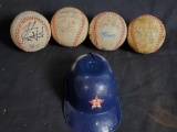 4 baseballs signed by multiple players