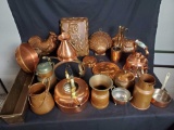 Copper kitchenware lot.