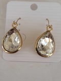18 Ct Pear Shape Diamond Crystal Earrings Gold Overlay NEW