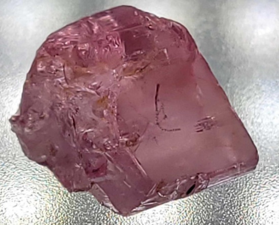 Earth mined pink Sapphire uncut gemstone 3.6ct Stunning