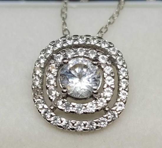 Stunning 925 Silver Necklace With Beautiful Set diamonds