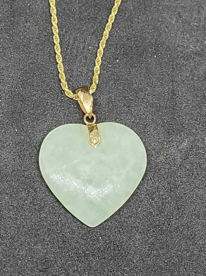 14k gold necklace With Heart shaped Jade pendant