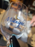wine glasses plain