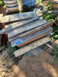 Various 2x6s pallet 40in long