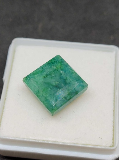 Emerald 8.0ct earth mined gemstone nice forest green