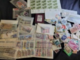 collector stamp lot Mix of US and foreign stamps