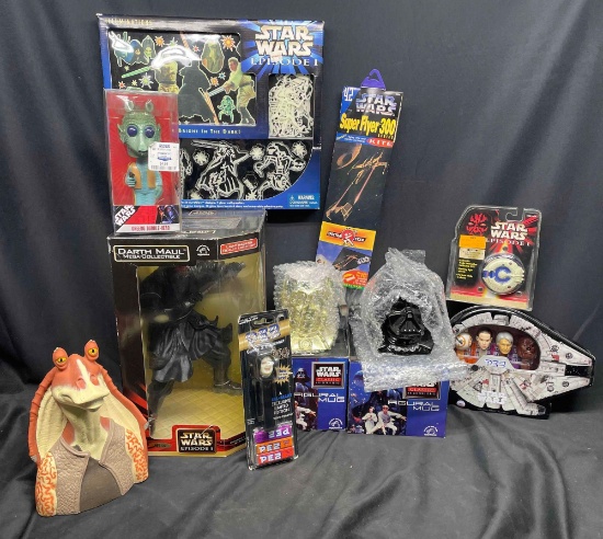 Large lot of Star Wars Collectible Memorabilia. Chess Set Mugs, PEZ, Maul Statue, Jar Jar Bank, More