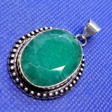 stunning 925 sliver pendant with sea green Emerald gemstone