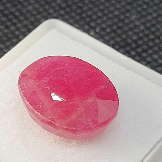 Oval cut 13.63ct Earth mined Red Ruby gemstone Beautiful